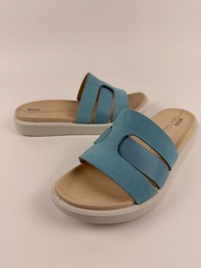 ECCO Women’s size 36 Flowt Oasis slip on sandalia